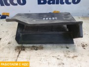 Крышка салонного фильтра