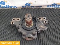 Кулак поворотный